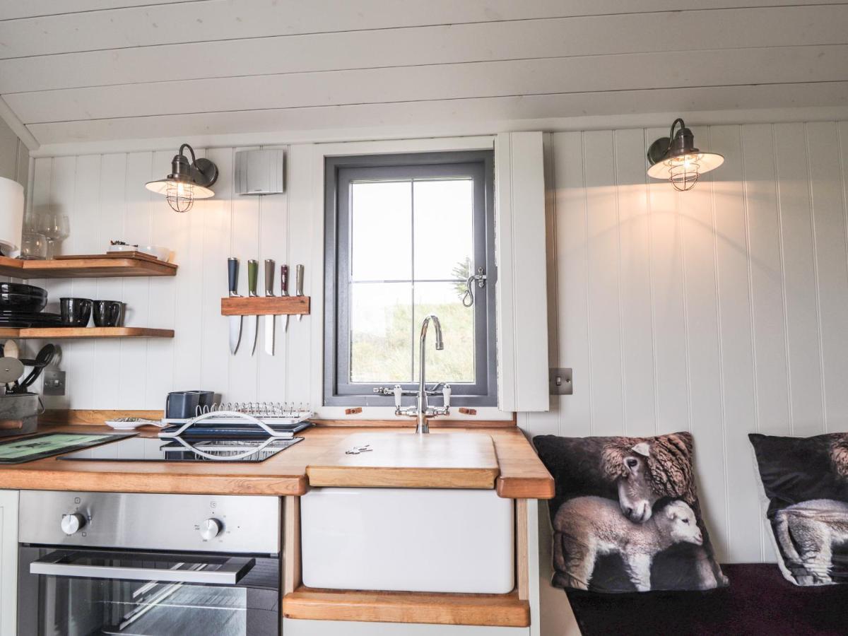 Shepherds Hut Lonmore Buitenkant foto